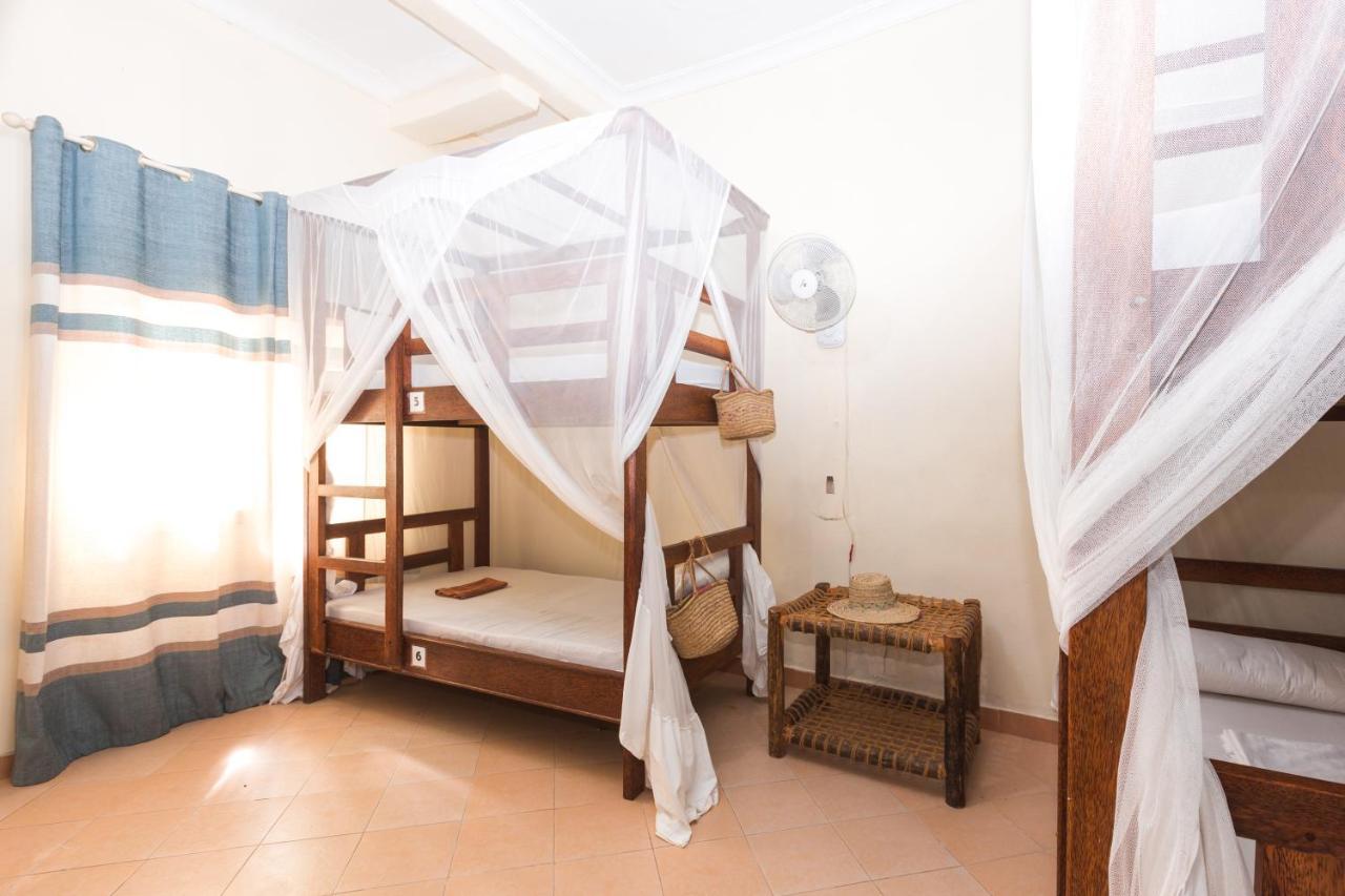Ebb & Flow Paje Exterior photo
