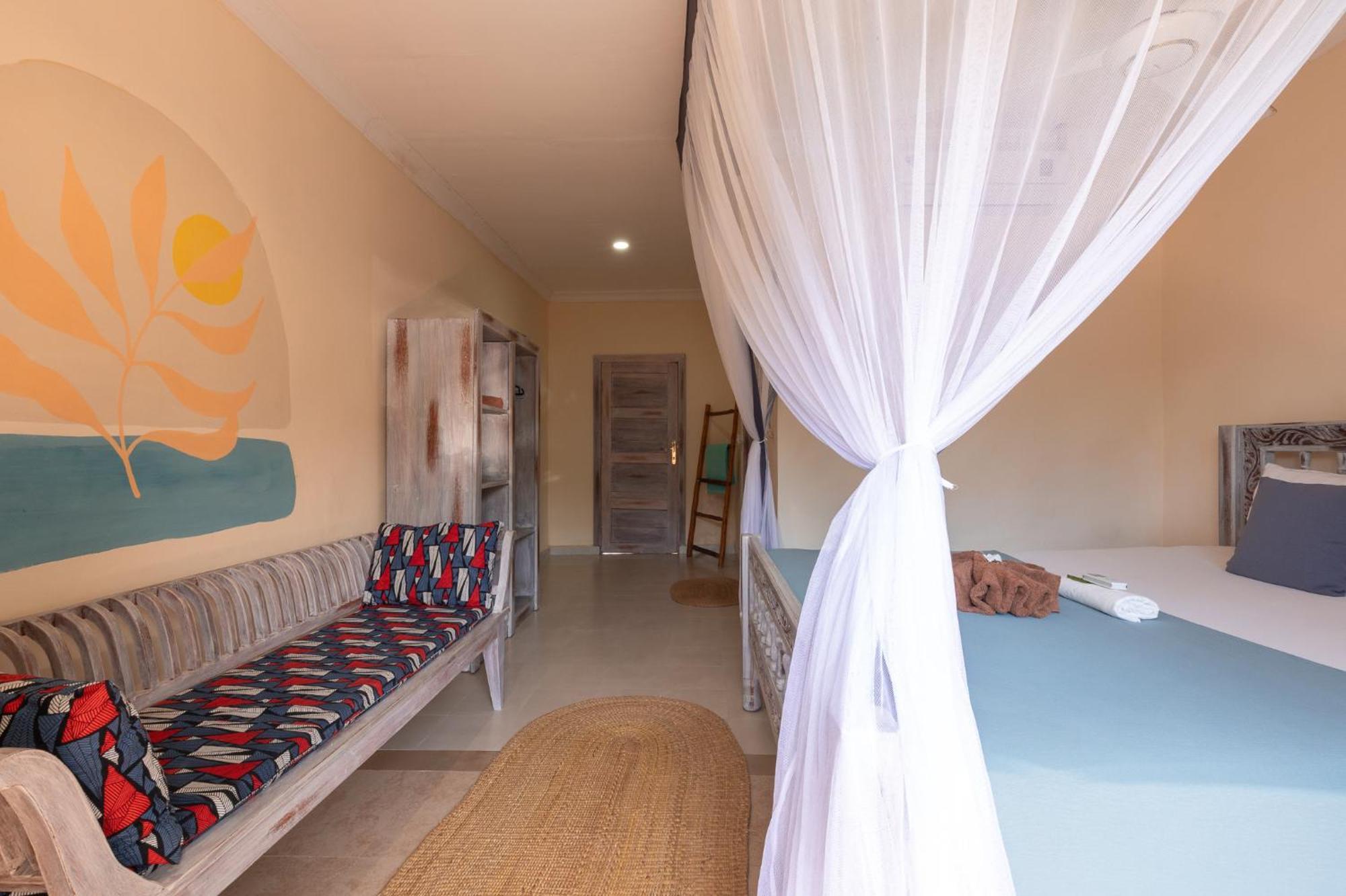 Ebb & Flow Paje Exterior photo